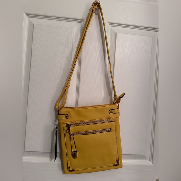 ISABELLE PETA APPROVED VEGAN LEATHER crossbody - Picture 9 of 13